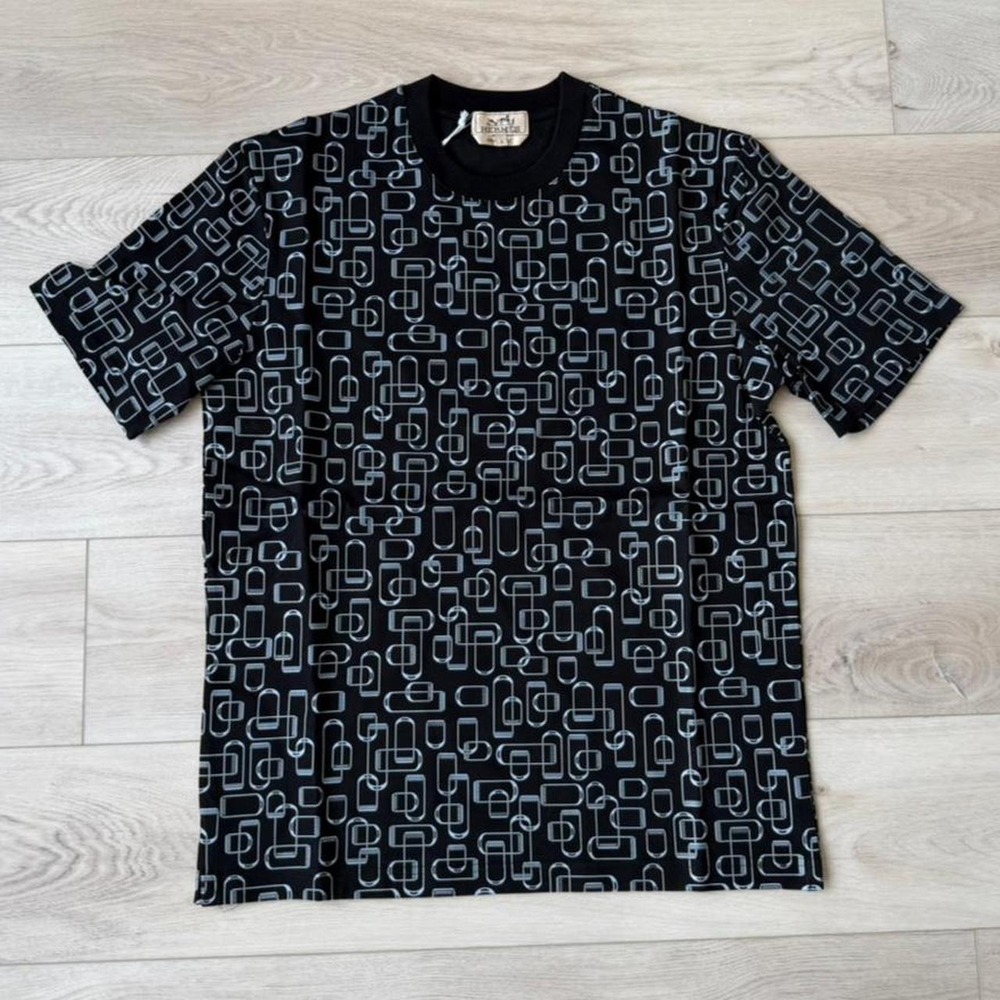 Hermès T-Shirt Black Size Medium Do Re Boucles Geometric Print